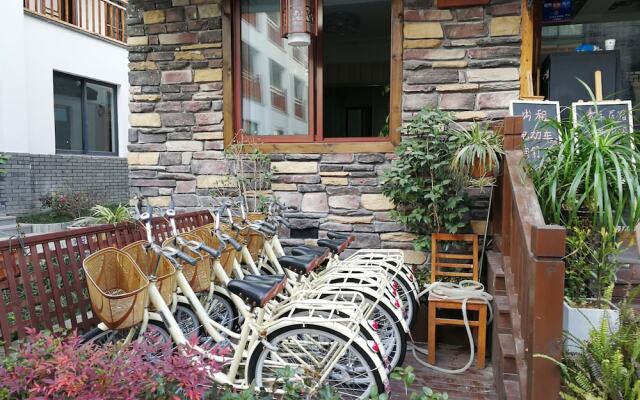 Hangzhou Xihu Qinghe Hostel