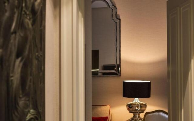 Casa de Triana Luxury Suites by Casa del Poeta