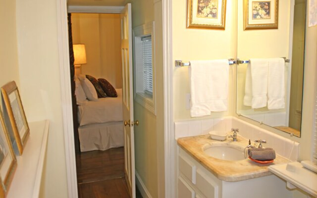 27 State Street Bed & Breakfast