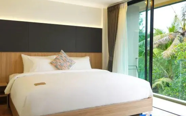 Seaside Naithon Phuket