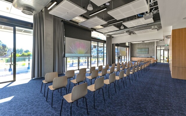 Nesuto Curtin Perth Hotel