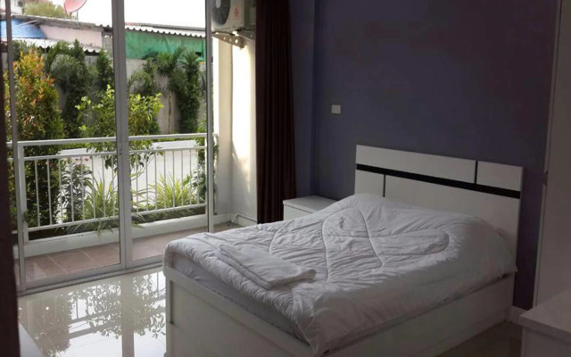 OYO 75389 Pandora house