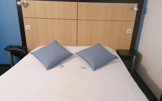 Enzo Hotels Vierzon By Kyriad Direct