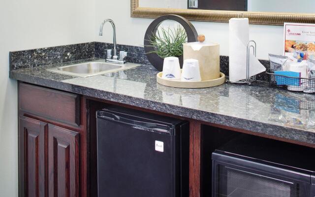 Hampton Inn & Suites Dallas/Lewisville-Vista Ridge Mall, TX
