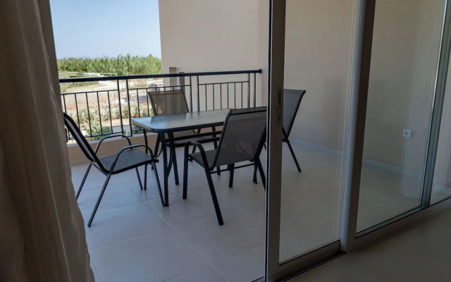 Phaedrus Living: Seaside Thalassa Cretan 101