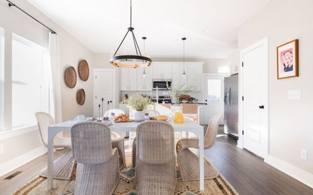 Brooks by AvantStay Curated Spacious Nashville Condo