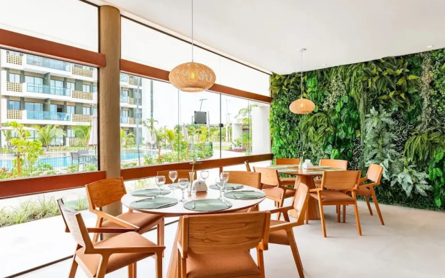 Flats Mana Beach Experience - Muro alto