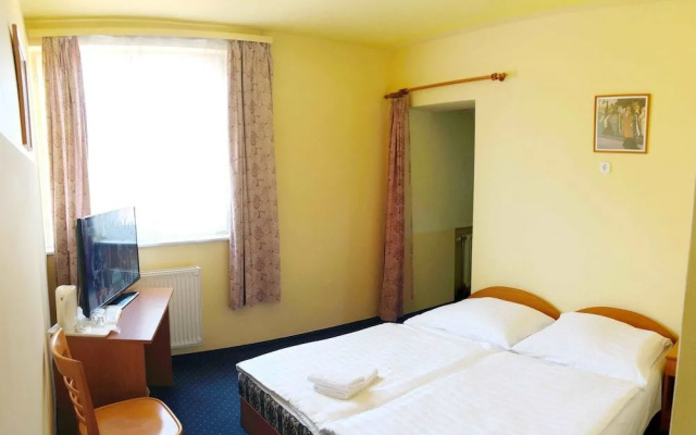 Hotel Corvin