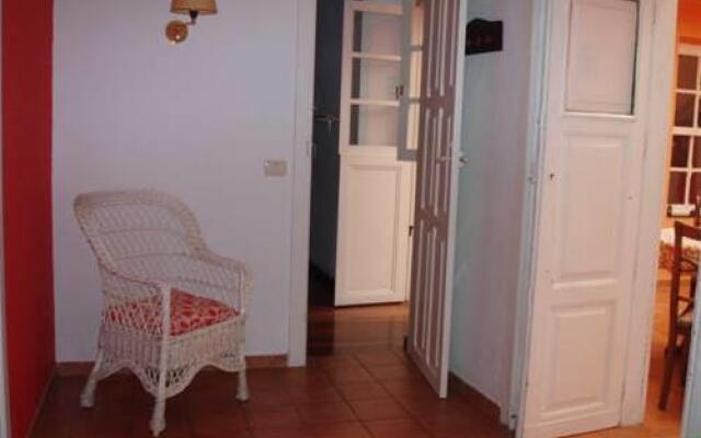 Yagui Apartments & Suites