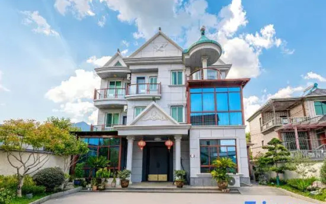 Tonglu Yuxi Mountain Homestay