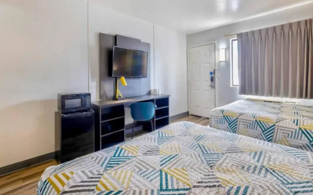 Motel 6 Villa Park, IL - Chicago West