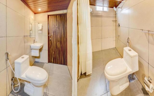 Fabhotel Tej