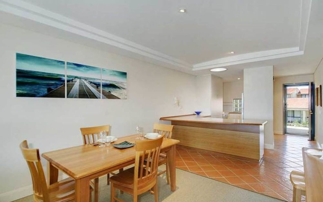 Sea Breeze Luxury Holiday Apartment