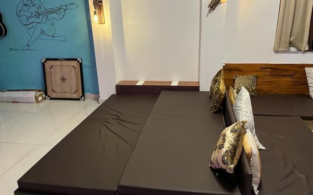 Blue River Hostel