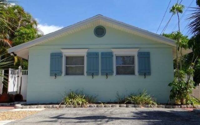 105a 12th Street South Back 2 Bedroom Apts by RedAwning