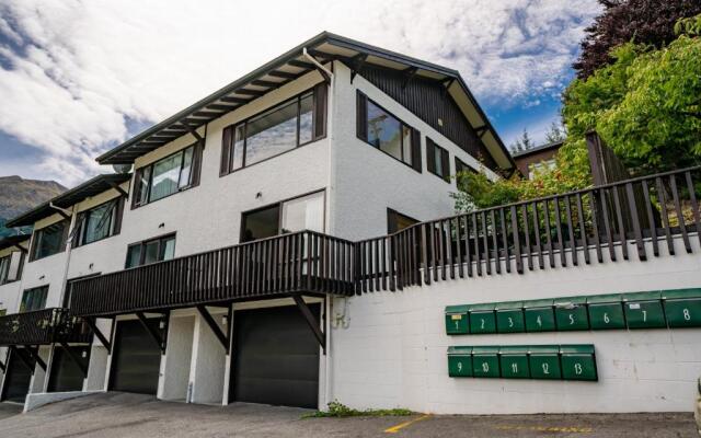 Town Centre Location With Stunning View - Unit 8