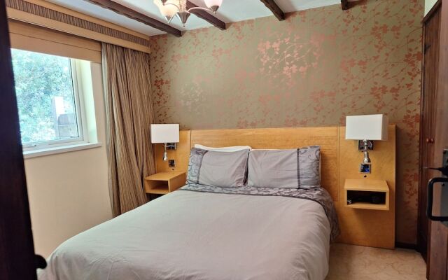 Thornbury Holiday Park