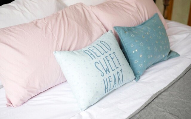 Kkoristar Pool and Spa Pension