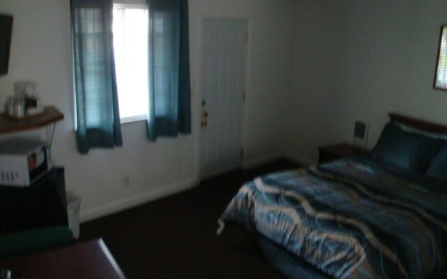 Chalet Motel