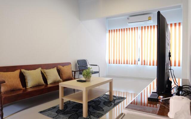 Juntima Place at Amphawa