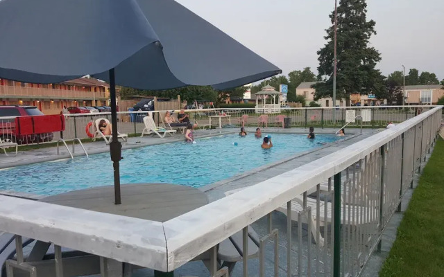Rockwell Resort