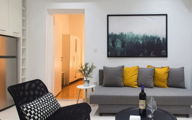 65m² homm Hype Koukaki Flat - B