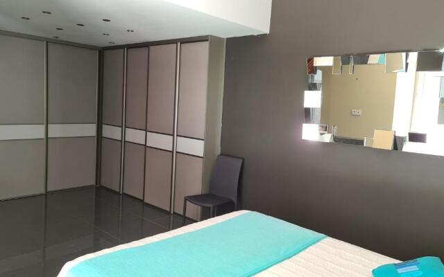 Ste Maxime Villa 5 * - Piscine chauffée - 6/9 pers
