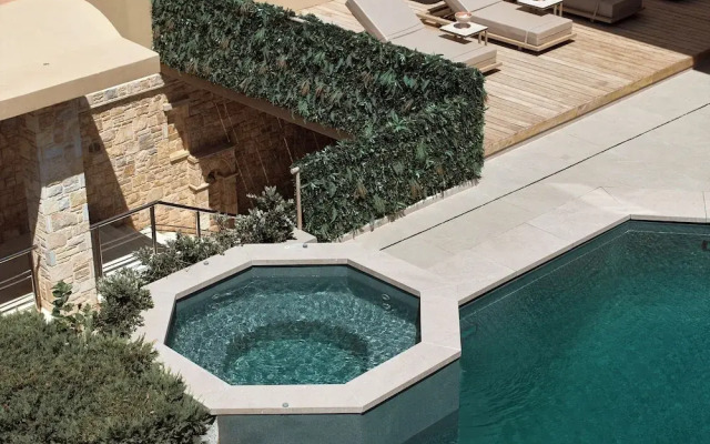 Elaia Luxury Residences