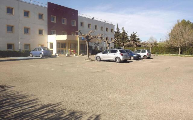 ibis budget Nimes Caissargues