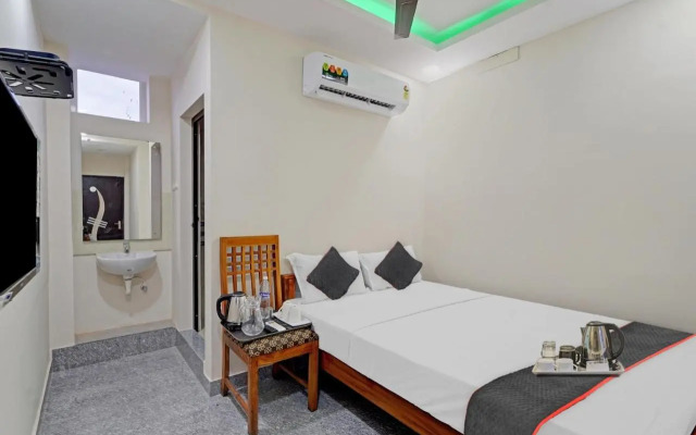 Townhouse 1096 Hotel Redfox Nungambakkam