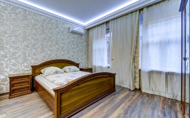 Апартаменты на улице Караванная