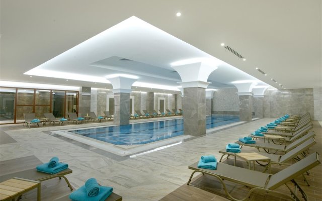 Alusso Thermal Hotel Spa & Convention Center