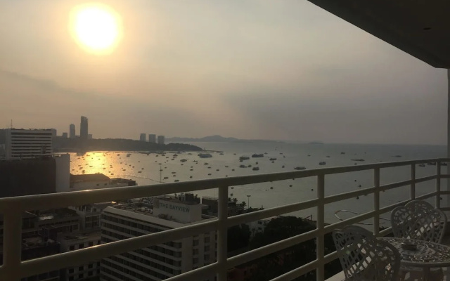 View Talay 6 Condominium by Honey