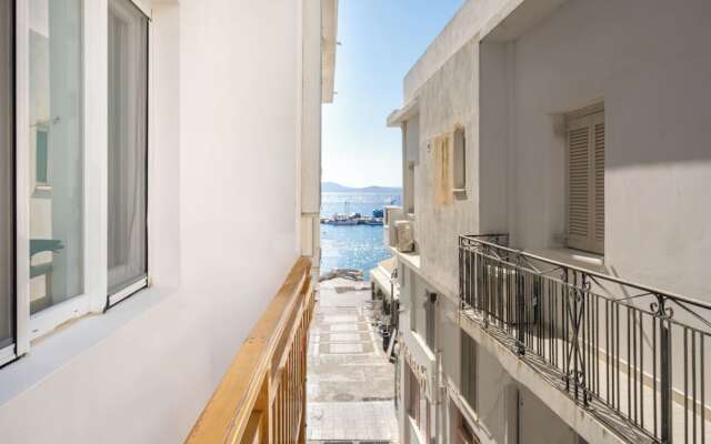 AmazeU Naxos