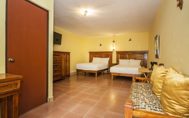 Las Calzadas Hotel & Suites