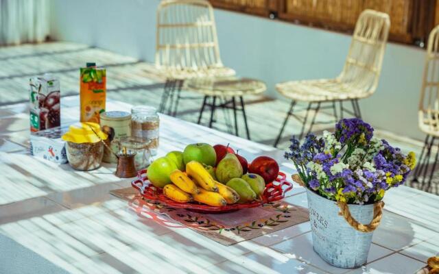 Kipos Suites & Apartments