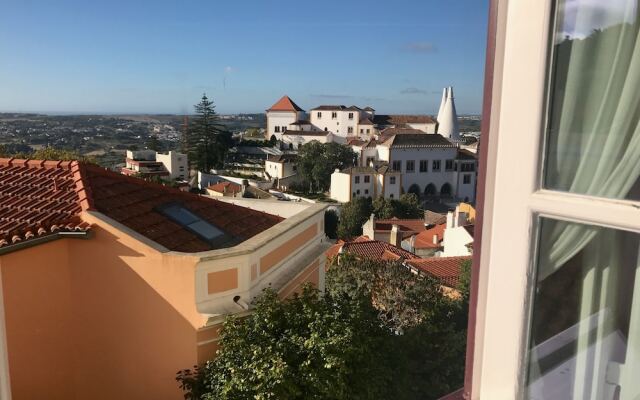 LUXa Charmhouse Hotel