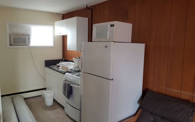 Deerview Lodge & Cabins - Princeton BC