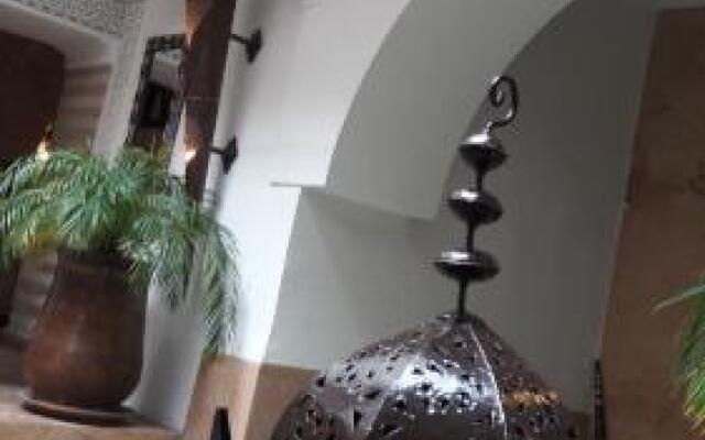 Riad Les Nuits De Marrakech