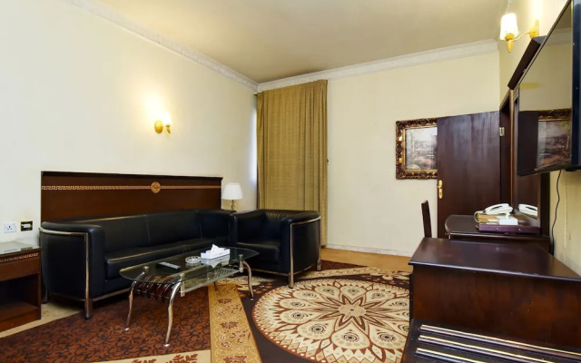 Capital O 419 Al Safeer Hotel