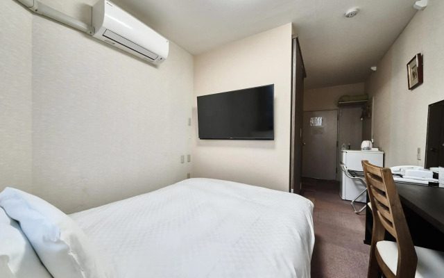 Okasan Hotel