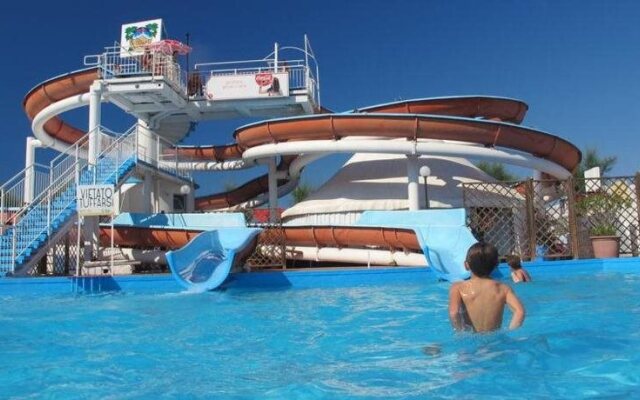 Hotel Condor