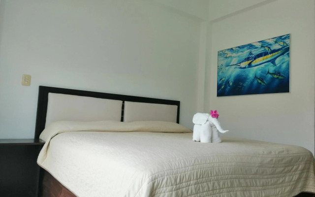 Kokotel Bangkok Surawong