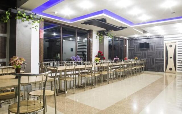 Hotel The Oak Valley