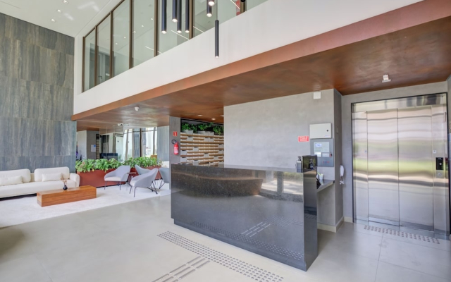 Roomo Be Urban Brooklin