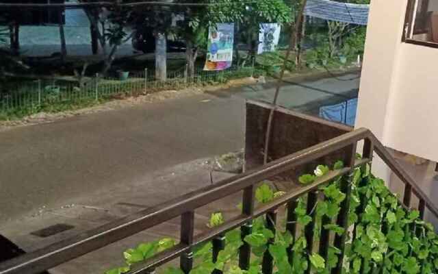 NYENYAK MRT Lebak Bulus Simatupang