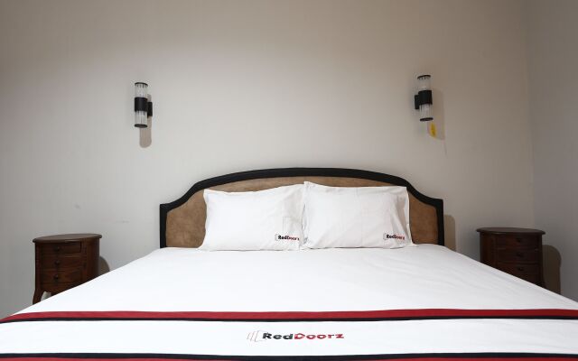RedDoorz Plus near Adisucipto Airport 2