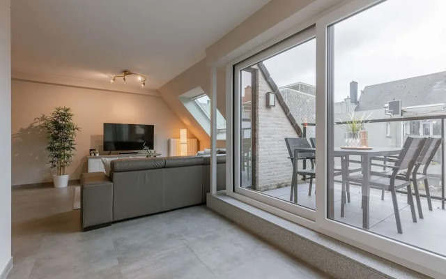 Spacious 3-bedroom Apartment in Oostende