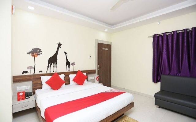 OYO 22476 Saanvi Paradise