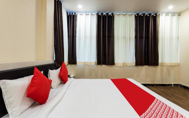 OYO 29896 Hotel Forest Inn
